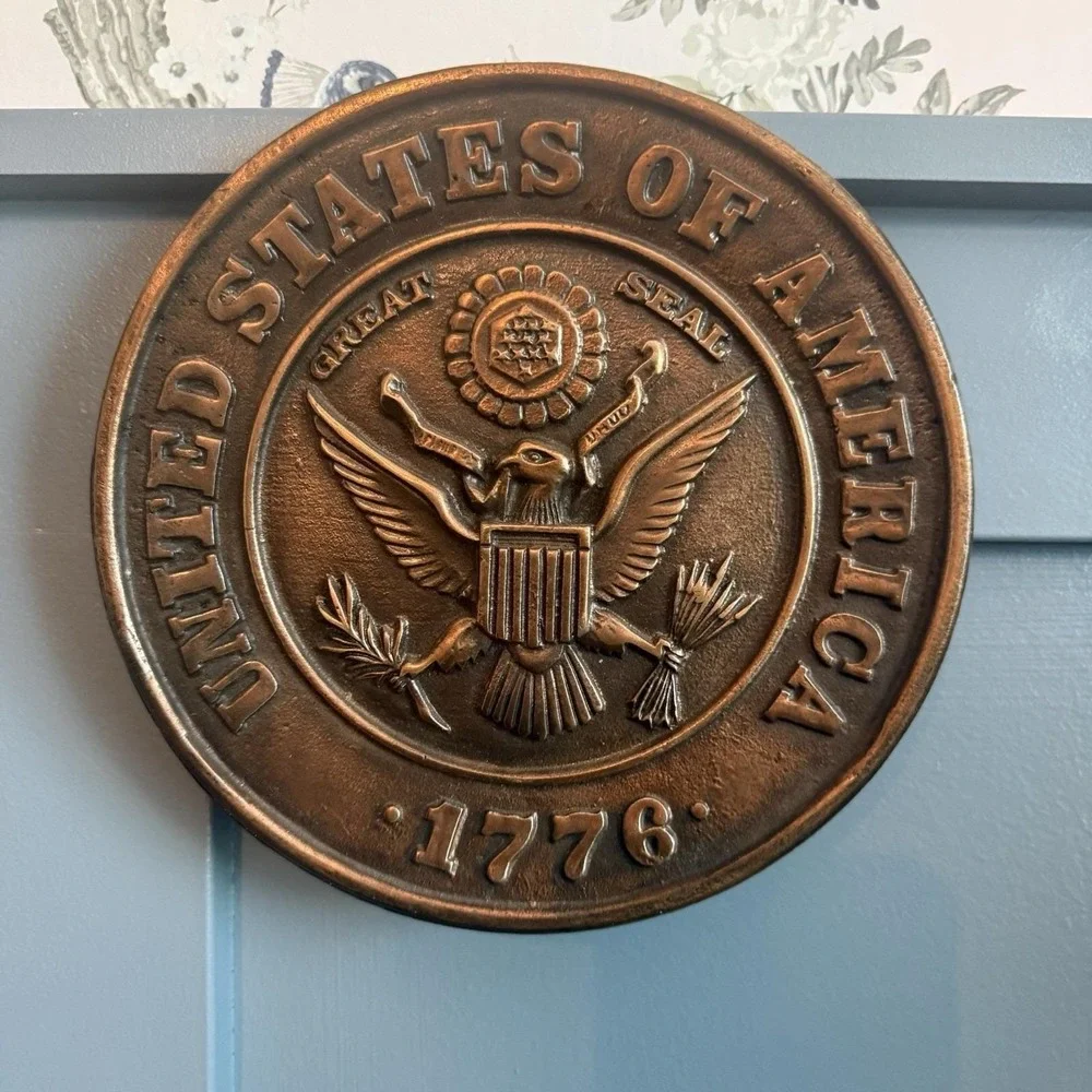 Vintage USA Great Seal Federal Eagle Ceramic Wall Plaque 1776 8.25
